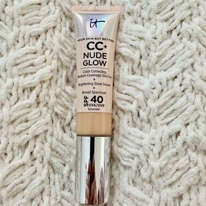 CC+ Nude Glow Lightweight Foundation + Glow Serum with SPF 40 Fair Ivory